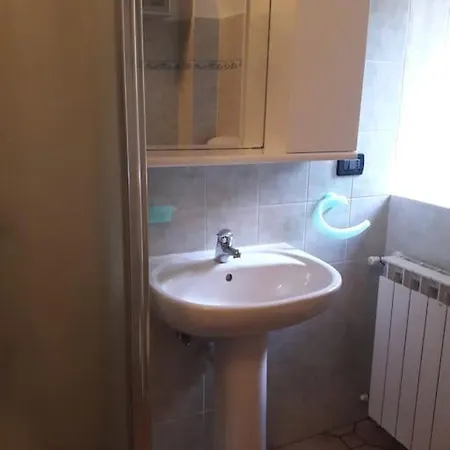 Comodo Bilocale In Centro, Piste Da Sci *