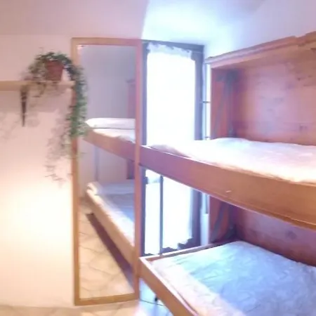 Comodo Bilocale In Centro, Piste Da Sci Apartamento
